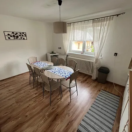 Turisticka U Frajta בית כפרי *